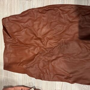Elegant Brown Leather Skirt